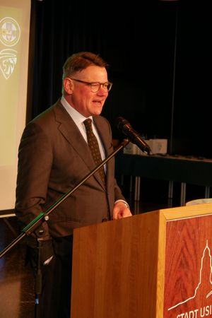 Der hessische Ministerpräsident Boris Rhein war bei der Delegiertenversammlung auf dem 75. Hessischen Schützentag in Usingen zu Gast. (Foto: Lutz Berger)